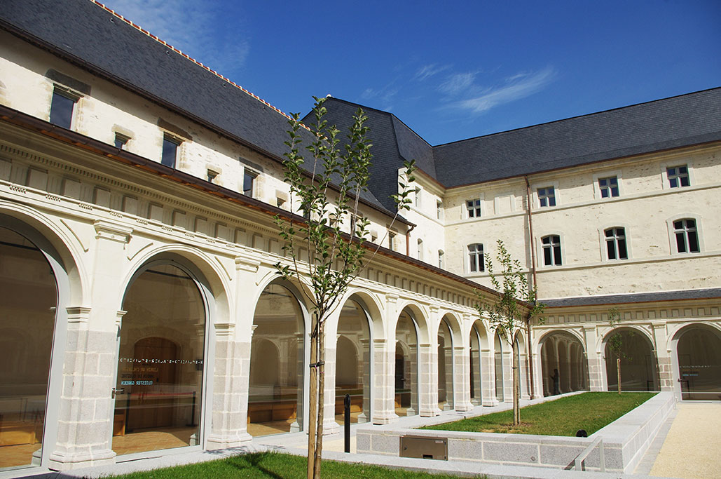 Création ferronnerie et metallerie d'Art pour le couvent des jacobins